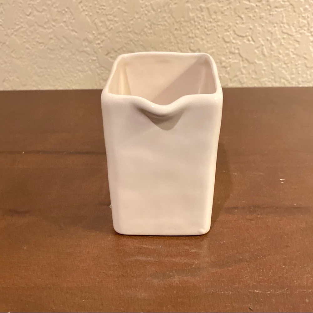 Rae Dunn Artisan Collection CREAM Square Creamer - Picture 3 of 4